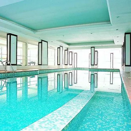 Emir Garden Отель 4*